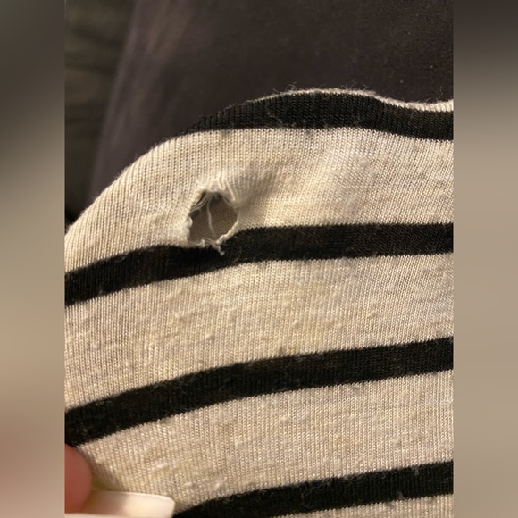 Super soft striped longsleeve with hood - Picture 6 of 6